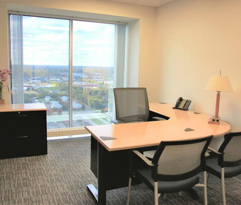755 W Big Beaver Rd, Troy - Image 2