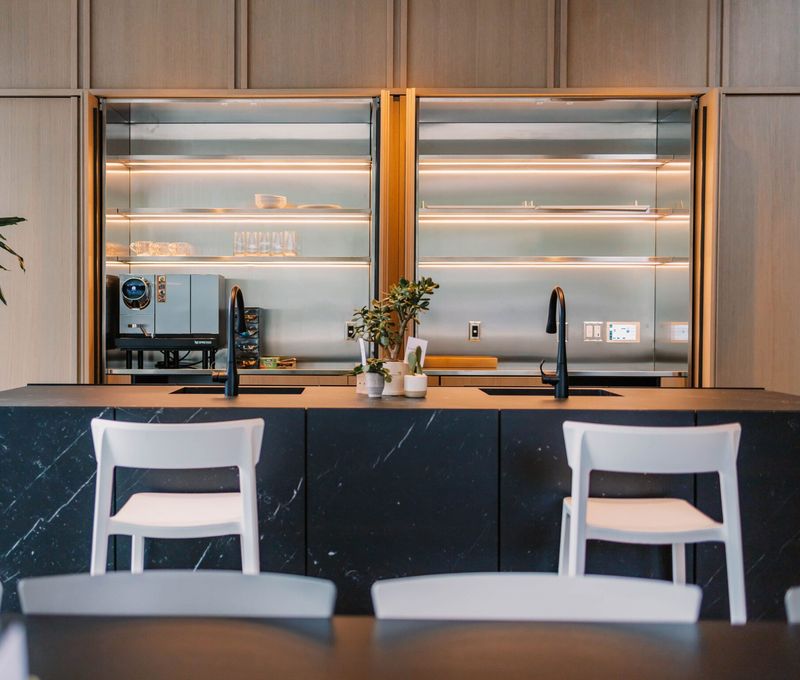 1575 W Georgia St, Vancouver - Image 7