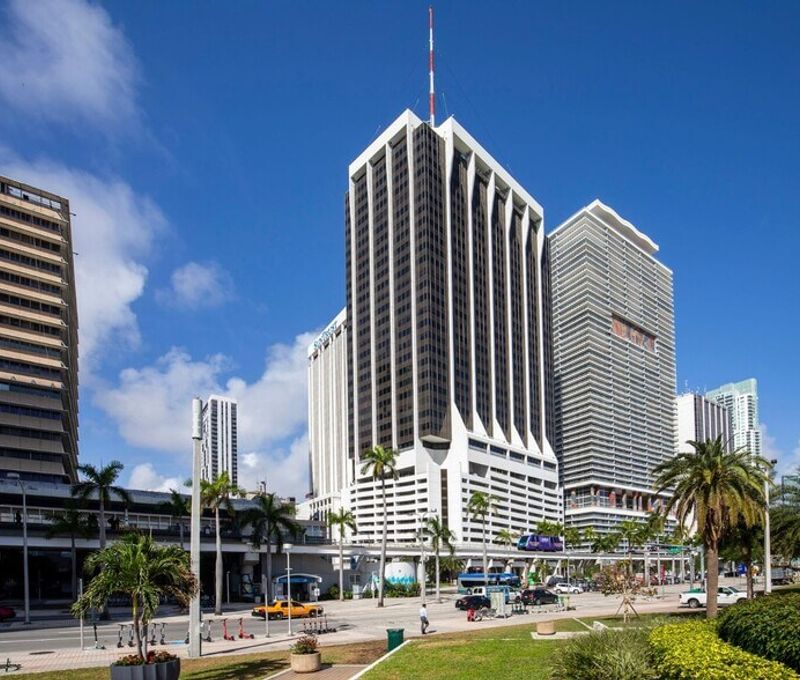 2 S Biscayne Blvd, Miami - Image 7
