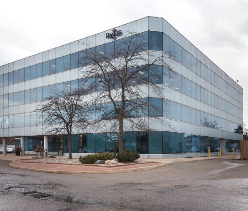 2 County Court Blvd 2 County Court Blvd, Brampton - Image 10