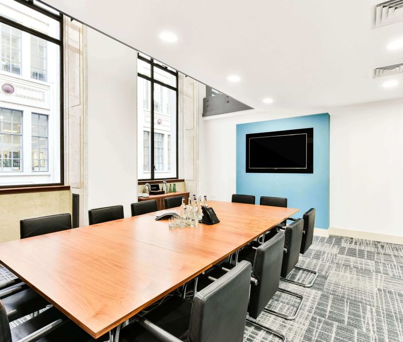 41 Lothbury, London - Image 4