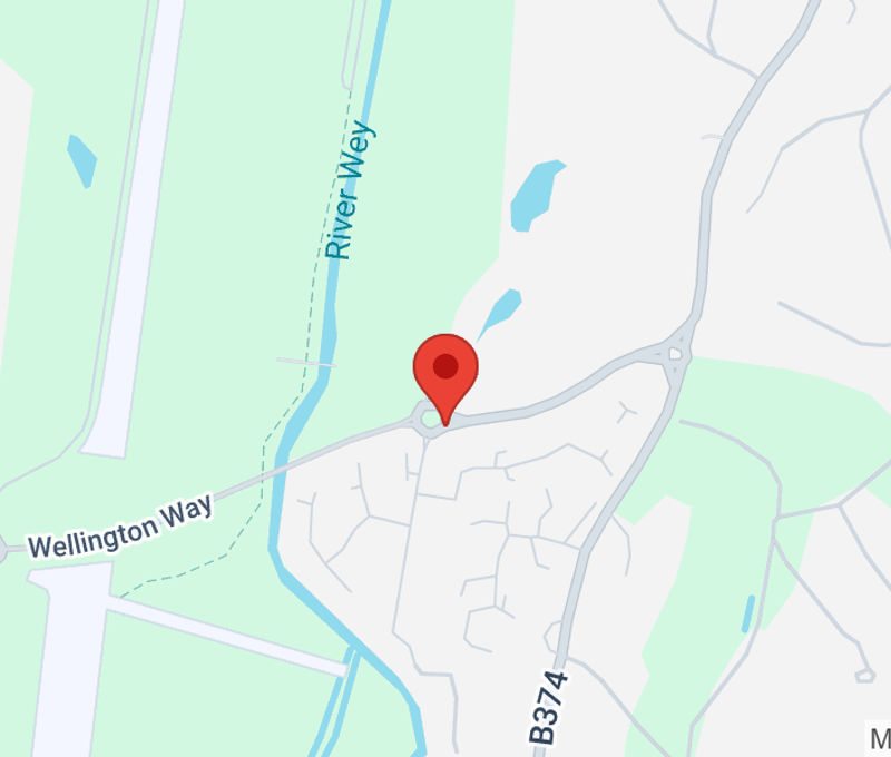 Wellington Way, Surrey - Image 15