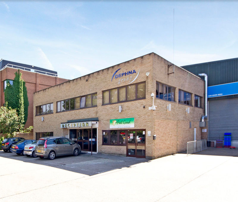 14 Cumberland Road, London - Image 4