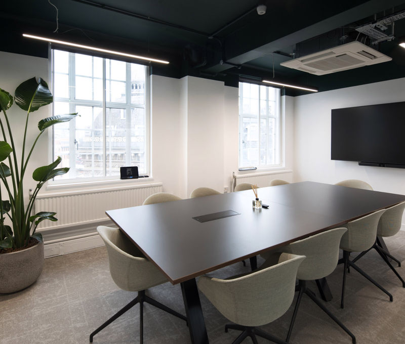 52 Grosvenor Gardens, Greater London - Image 2