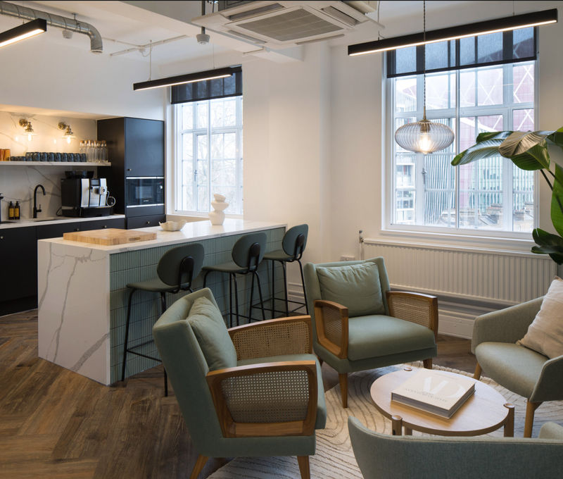 52 Grosvenor Gardens, Greater London - Image 3
