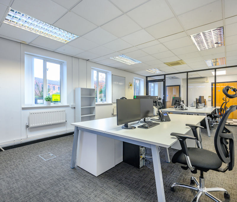 170 Elland Road 170 Elland Road, Leeds - Image 3