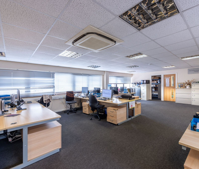 Thames Road, Dartford - Image 9