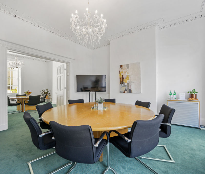 29 Cambray Place, Gloucestershire - Image 6