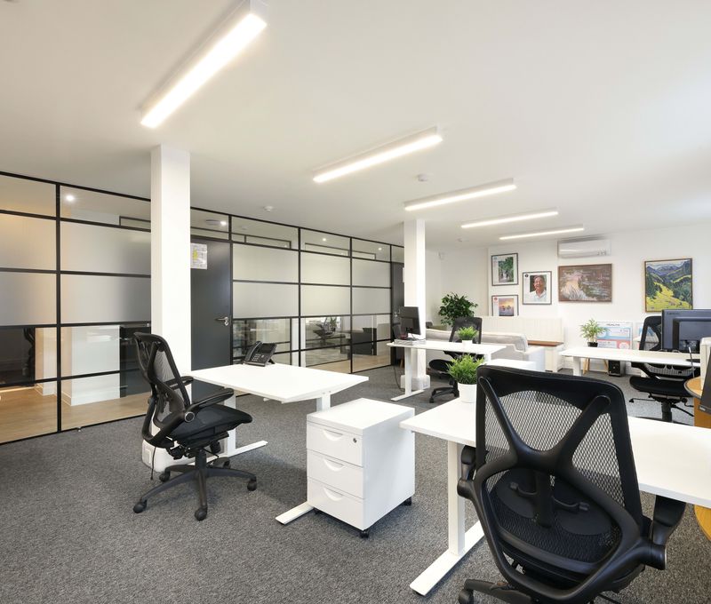 89b Quicks Road, Wimbledon - Image 1