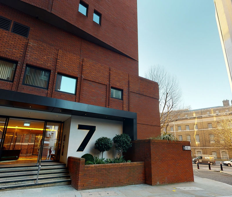 7 Harp Lane, London - Image 11