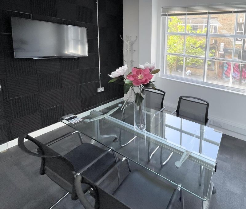 2 Bath Place, Greater London - Image 10