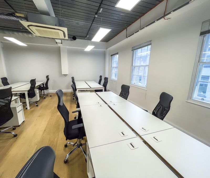 2 Bath Place, Greater London - Image 6