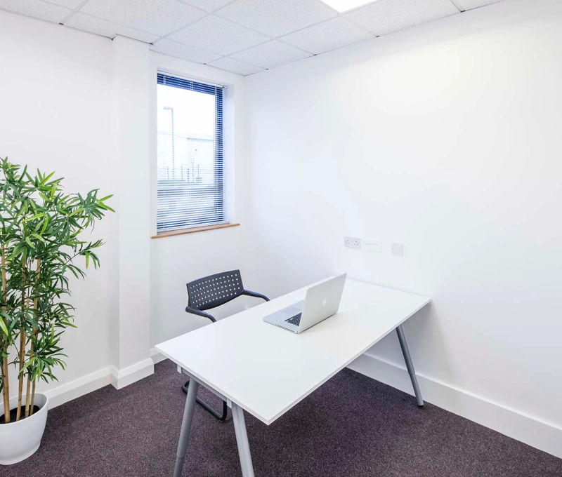 15 Neptune Court, Vanguard Way - Image 2