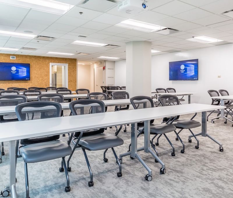 111 Town Square Place, Jersey City - Image 4