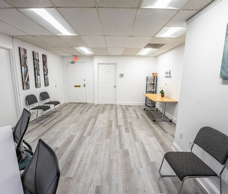 4848 Battery Ln, Bethesda - Image 2