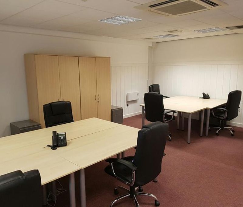 Eton Place, 64 High Street, Burnham - Image 3