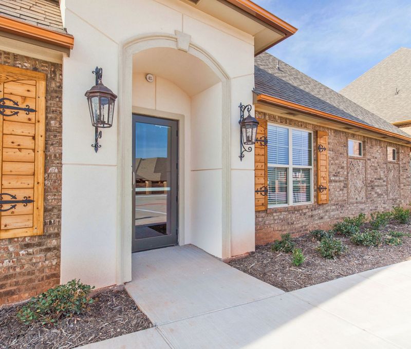 2524 North Broadway 2524 North Broadway, Edmond - Image 3