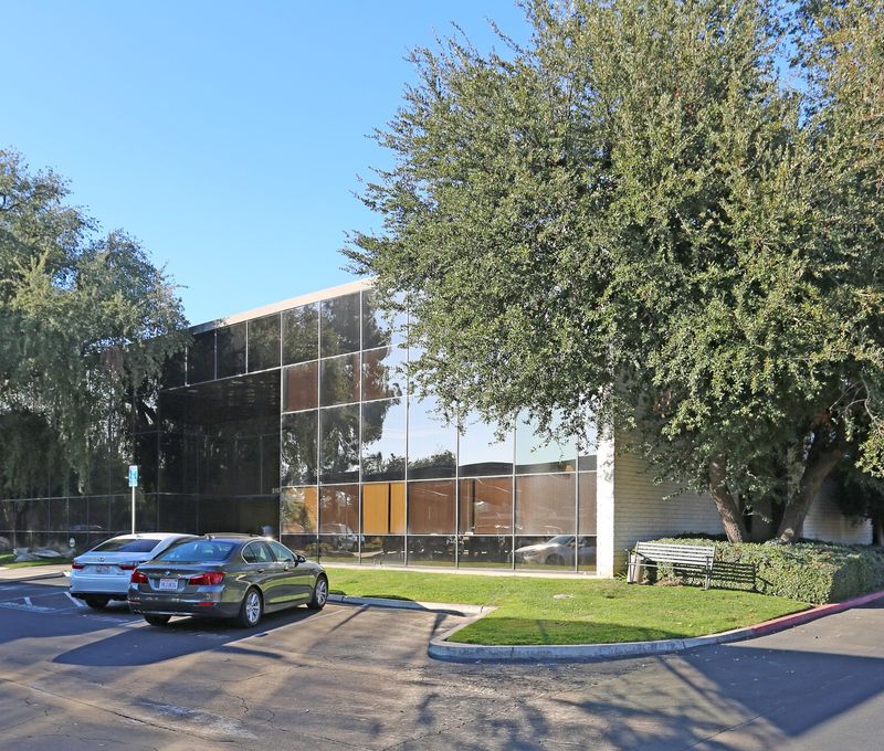 516 W Shaw Ave, Fresno - Image 6