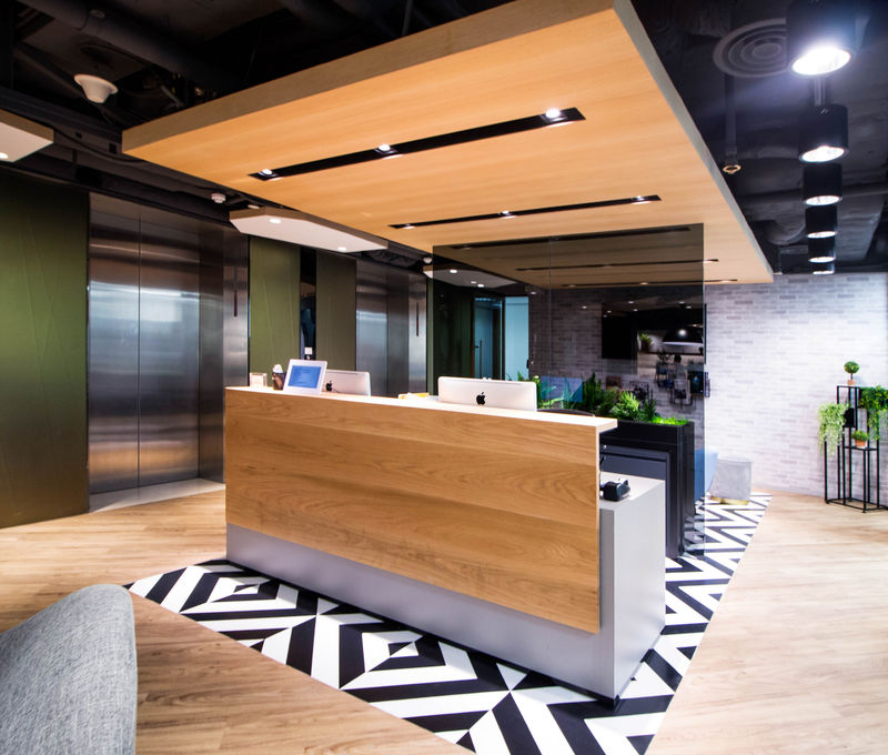 18 Harcourt Road Admiralty 18 Harcourt Road Admiralty, Hong Kong Island - Image 2