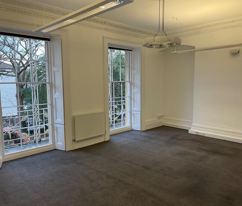 69 Oakfield Road, Clifton - Image 3
