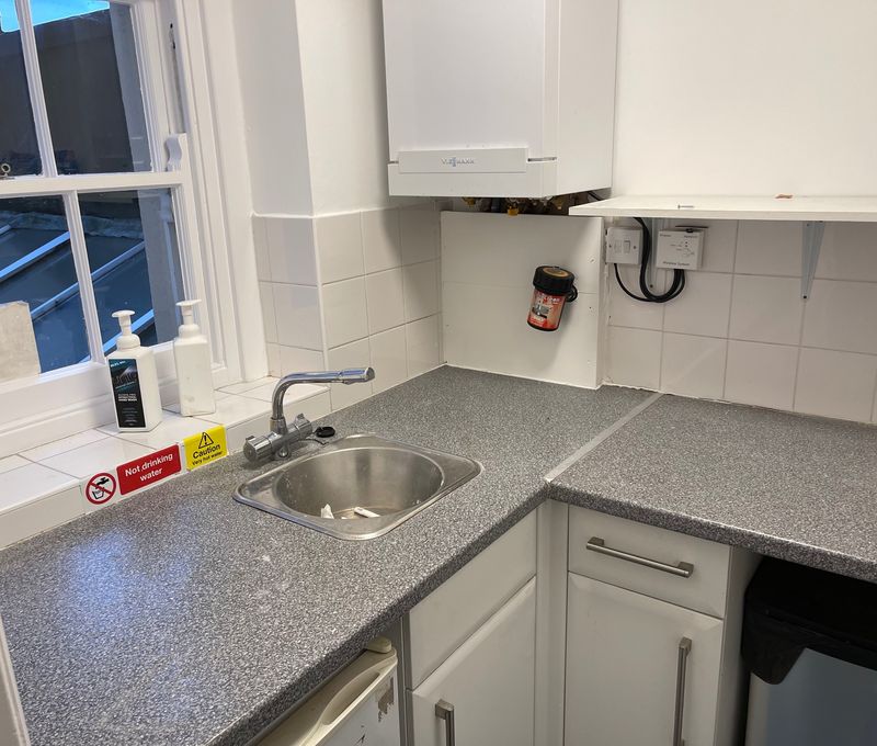 69 Oakfield Road, Clifton - Image 2