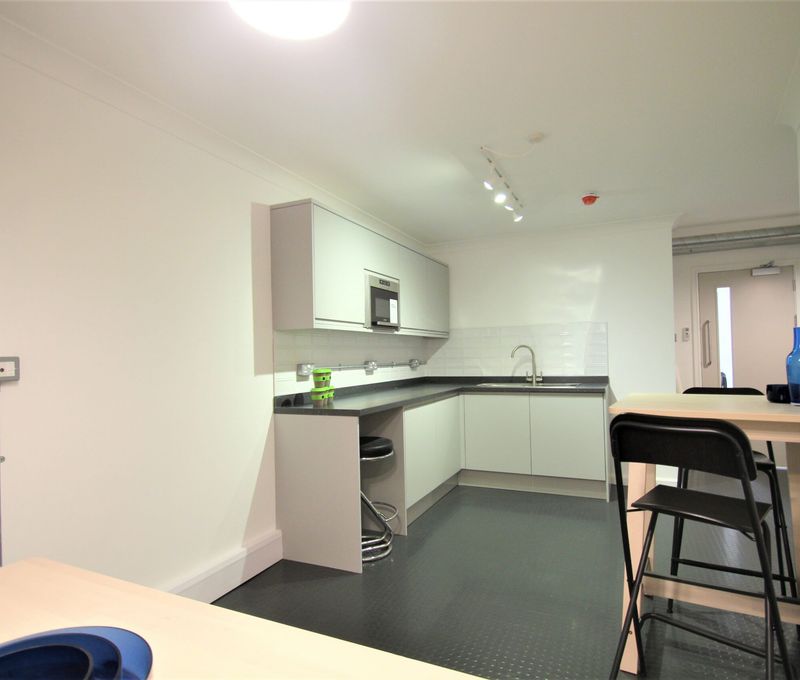 3 Orchard Court, St Augustines Yard - Image 9