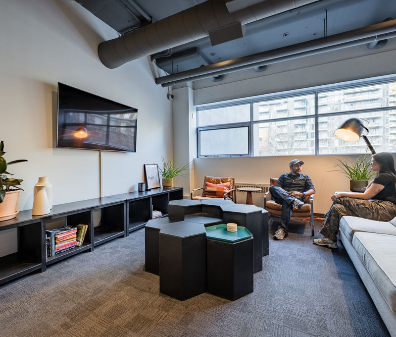 410 Adelaide Street West, Toronto - Image 4