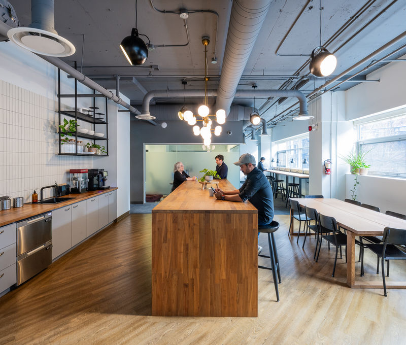 410 Adelaide Street West, Toronto - Image 13
