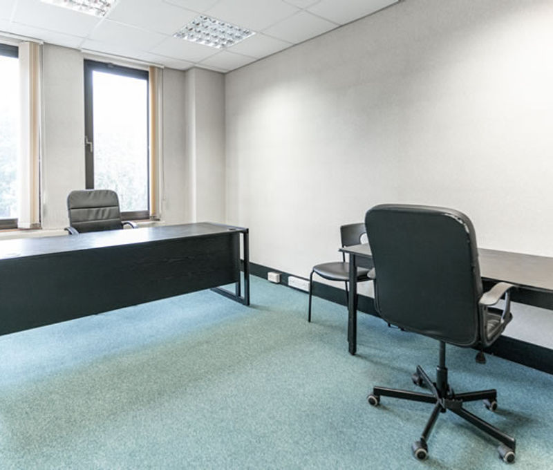 6 Bedford Park, Croydon - Image 4