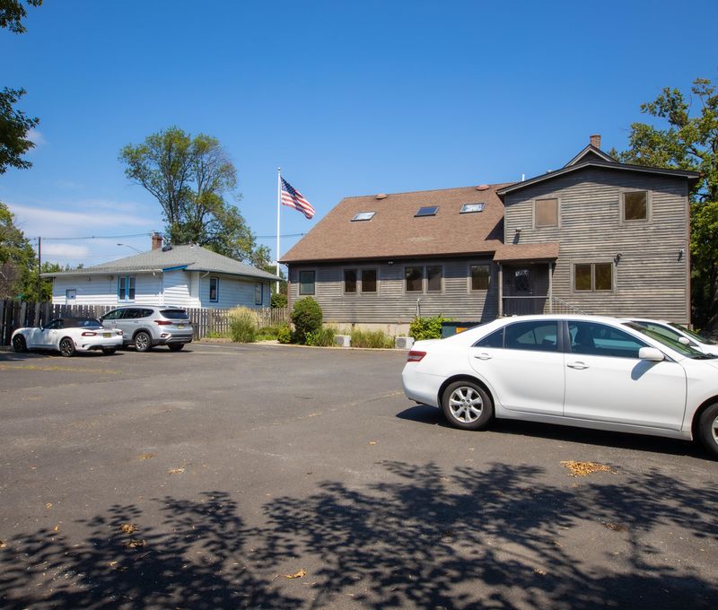 623 Morris Ave, Springfield - Image 9
