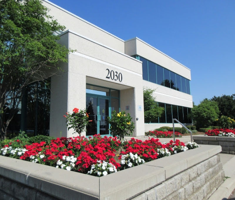 2030 Bristol Cir, Oakville - Image 6