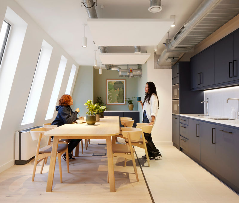 8-10 Grosvenor Gardens, Greater London - Image 12