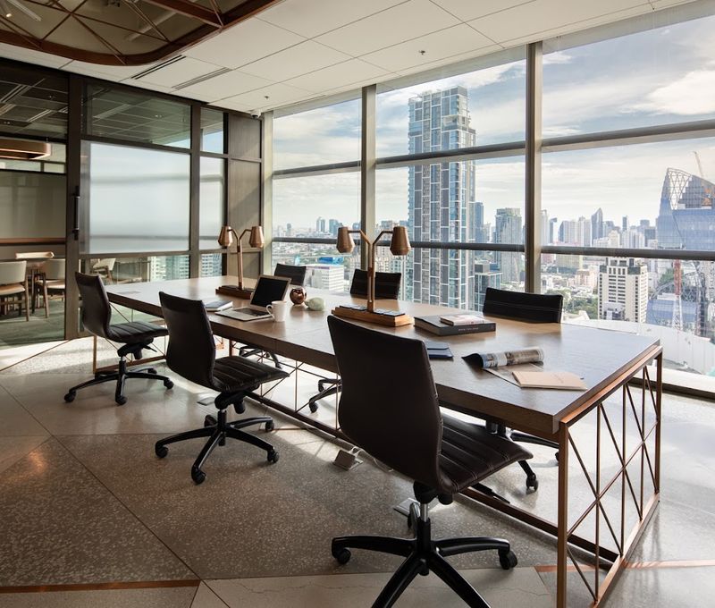 127 Ratchadamri Rd, Pathumwan - Image 1