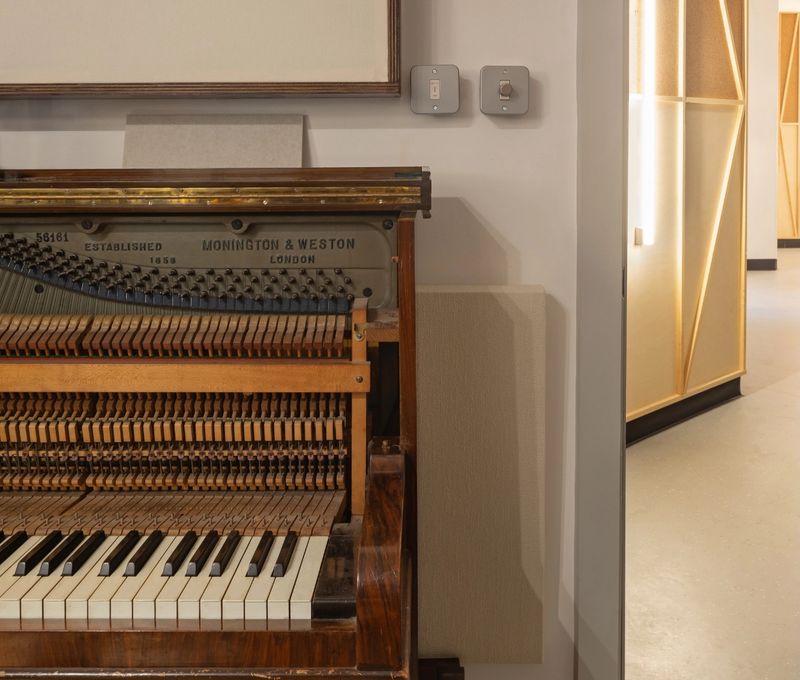 159 Lea Bridge Road, Greater London - Image 3