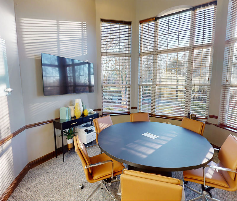 2325 Courtney Oaks Rd, Charlotte - Image 3