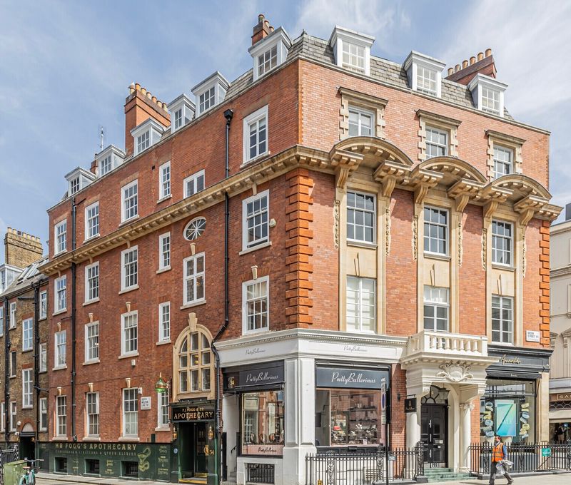 34 Brook Street, Greater London - Image 6