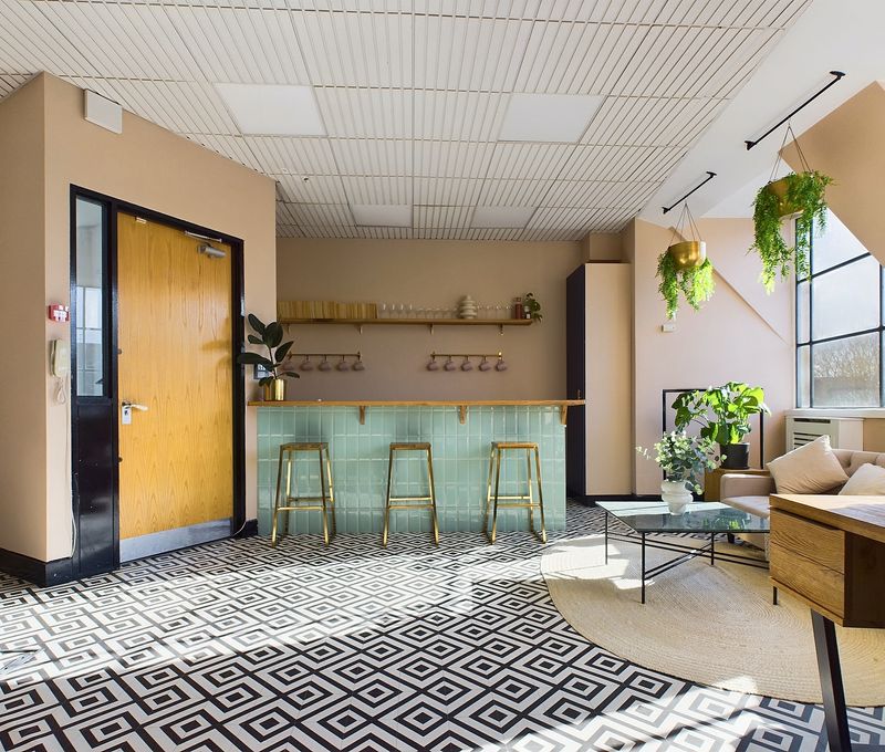 Heathgate Place, Greater London - Image 3