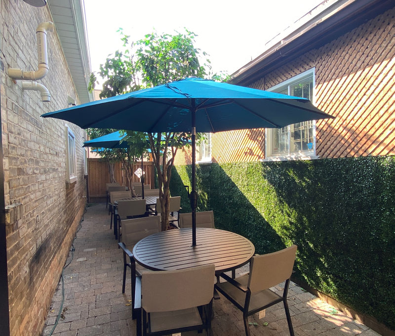 10225 Yonge St Unit R, Richmond Hill - Image 2