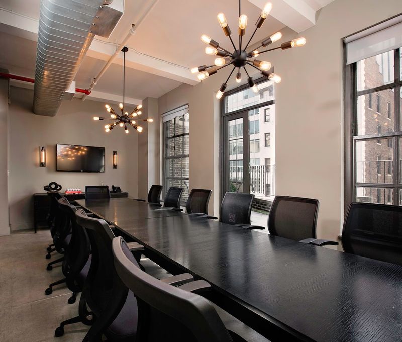 21 W 46th St, New York - Image 2