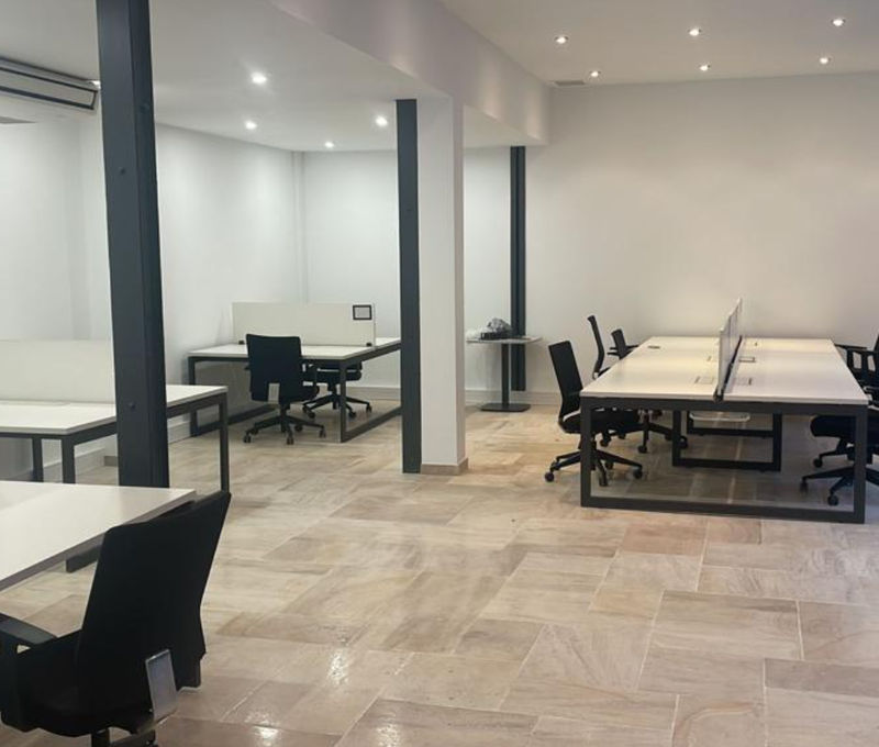 108 Rue Des Dames, Paris - Image 2