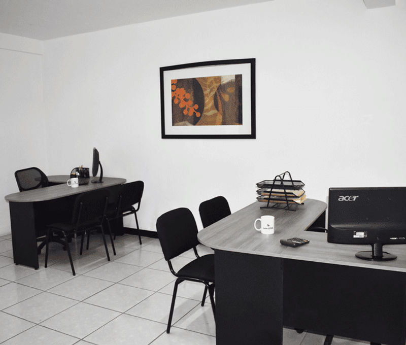 42 Calz Federalismo Zona Cent 42 Calz Federalismo Zona Cent, Guadalajara - Image 3
