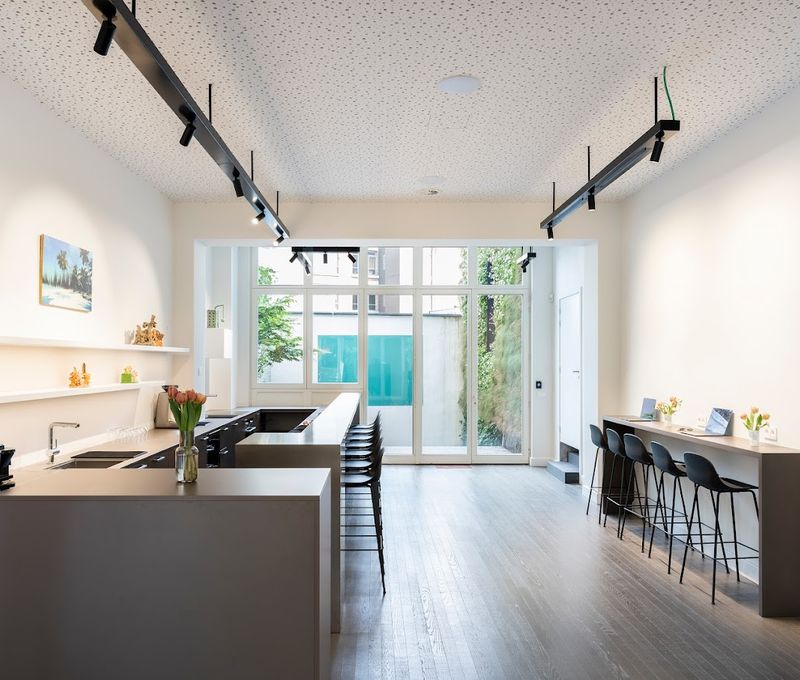 7 Quai Du Commerce, Brussels - Image 7
