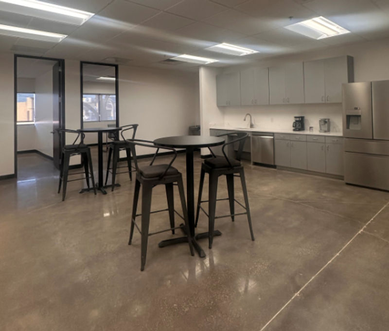 152 Continental Ave, Dallas - Image 2