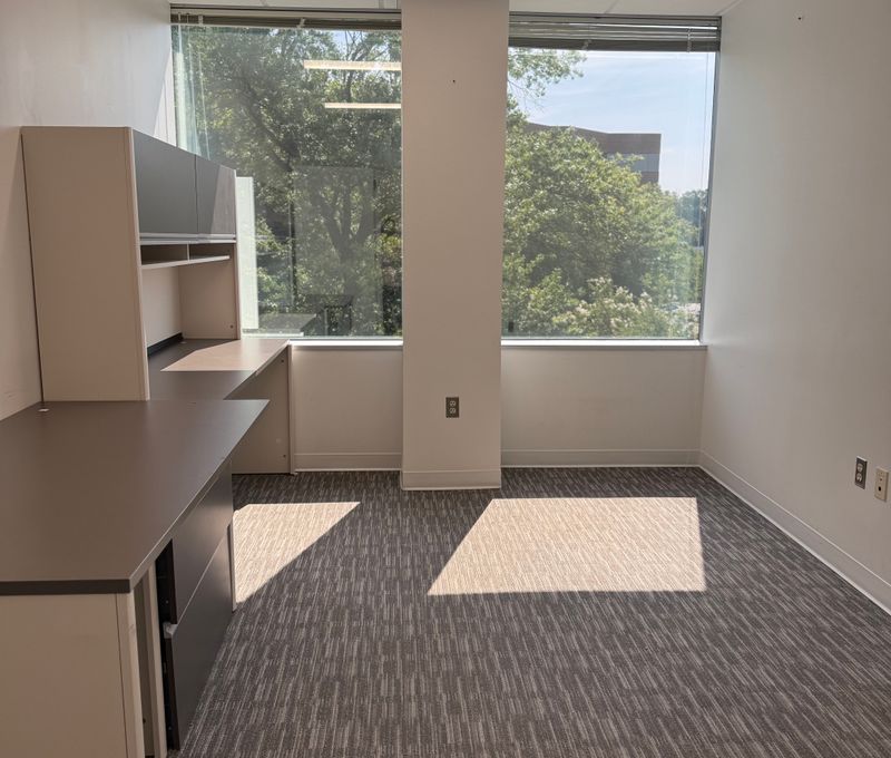 10306 Eaton Pl 10306 Eaton Pl, Fairfax - Image 7