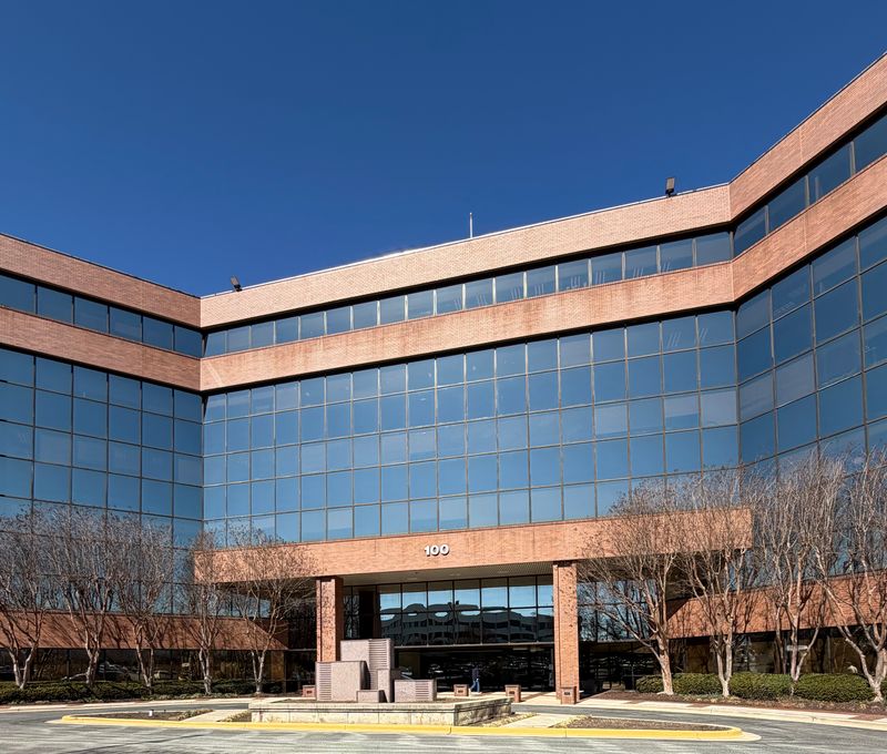 100 Lakeforest Boulevard 100 Lakeforest Boulevard, Gaithersburg - Image 7