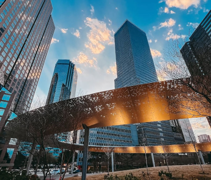 1700 Pacific Ave, Dallas - Image 1