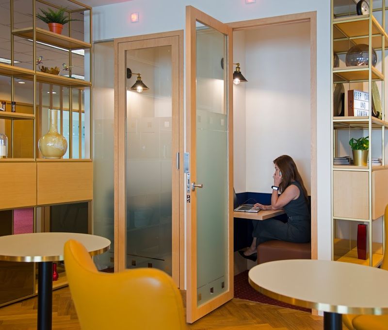 8 Temasek Boulevard, Singapore - Image 2