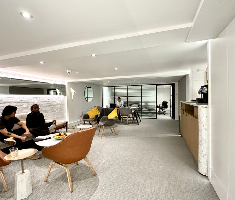 338 City Road 338 City Road, Greater London - Image 8