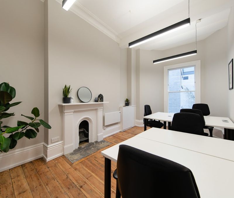 30 Binney Street, London - Image 10