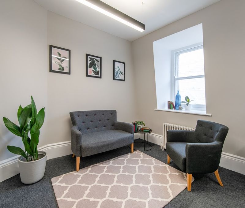 30 Binney Street, London - Image 12